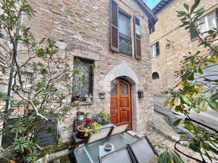 Casa bilocale in vendita in Via degli acquedotti, Centro Storico, Assisi