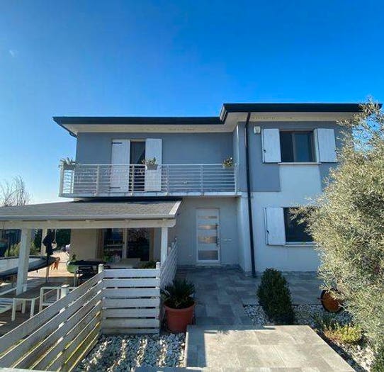 Casa con 5 locali in vendita in Via San Giacomo, Papozze