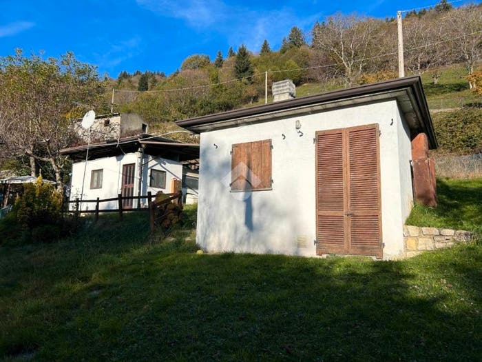 Casa monolocale in vendita in Località Conghino, Parzanica