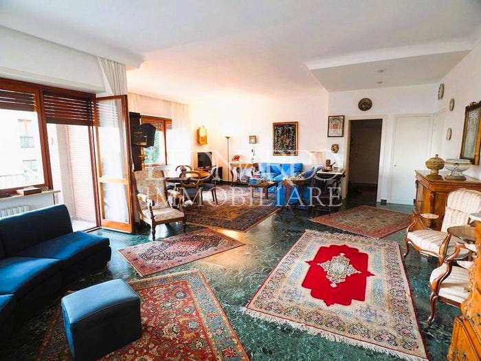 Appartamento con 6 locali in vendita in Via Scipione Capece, Posillipo, Napoli
