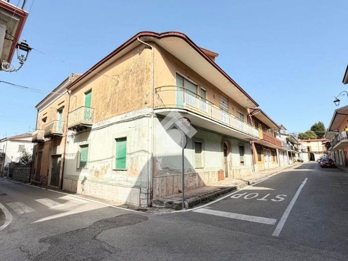 Casa con 6 locali in vendita in Traversa Via Cappella Salomoni, Trescine, Cervinara
