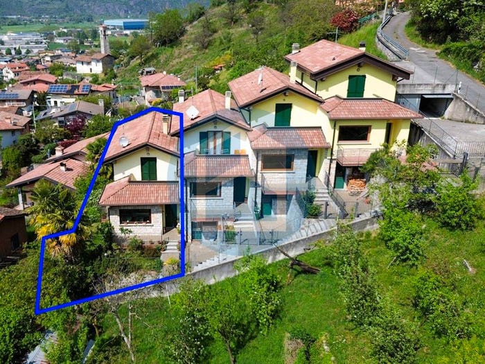 Casa trilocale in vendita in Via E Merici A, Centro, Artogne