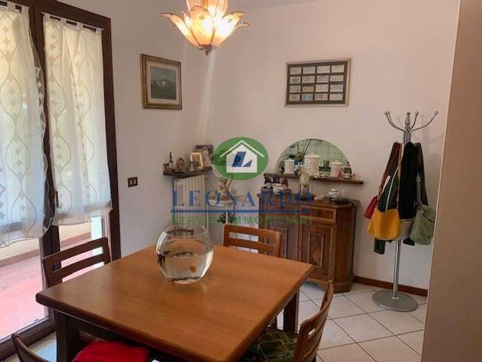Casa con 6 locali in vendita in Margine Coperta Traversagna, Massa e Cozzile
