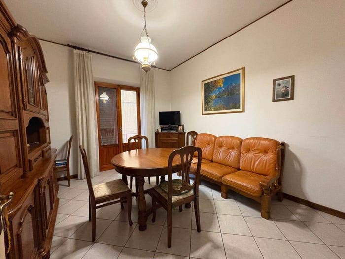 Appartamento con 5 locali in vendita in Semicentro Zona Stadio, Certaldo