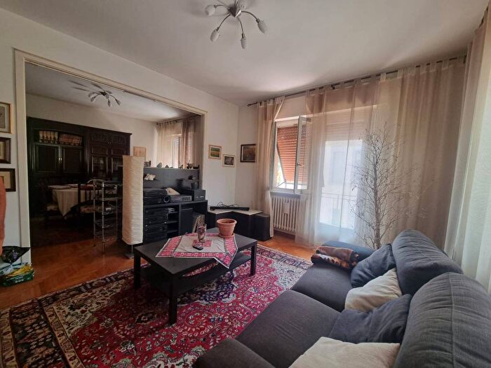 Appartamento quadrilocale in vendita in Via Codroipo, Volontari Planis, Udine