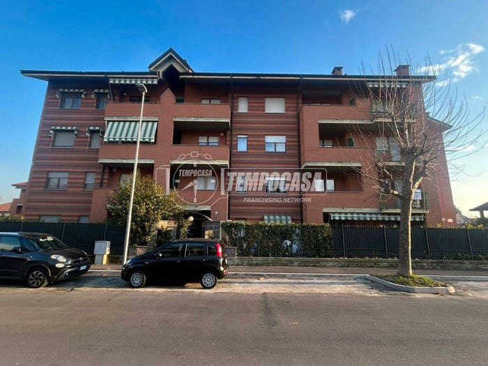 Appartamento con 5 locali in vendita in Via Saluzzo, Piossasco