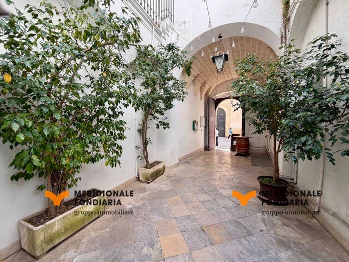 Appartamento con 6 locali in vendita in Via Vittorio Emanuele II, Centro Storico, Lecce