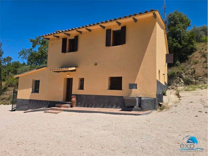 Casa con 6 locali in vendita in Centro, Torgiano