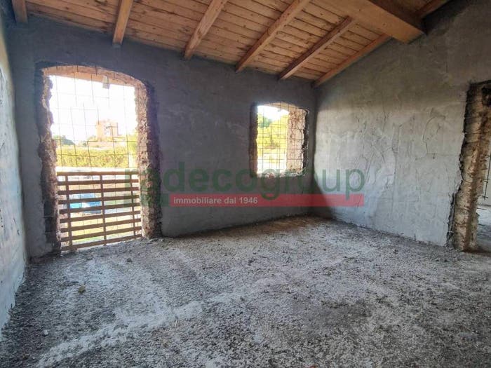Casa con 6 locali in vendita in Via di Salviano, Salviano, Livorno