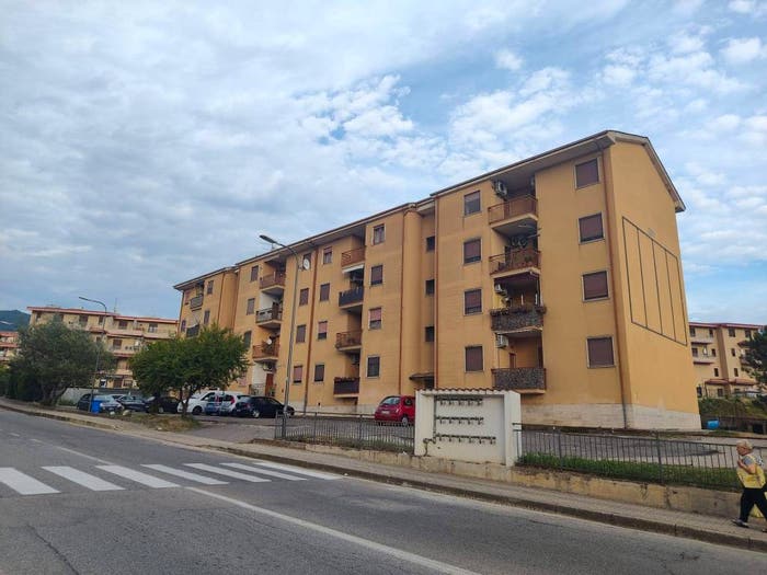 Appartamento quadrilocale in vendita in Contrada Petraro, Petraro, Rose