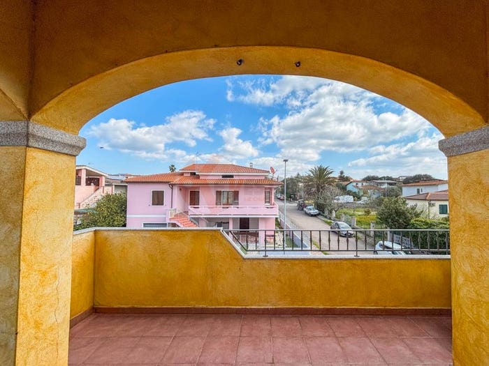 Casa con 6 locali in vendita in Via Puccini, Perfugas