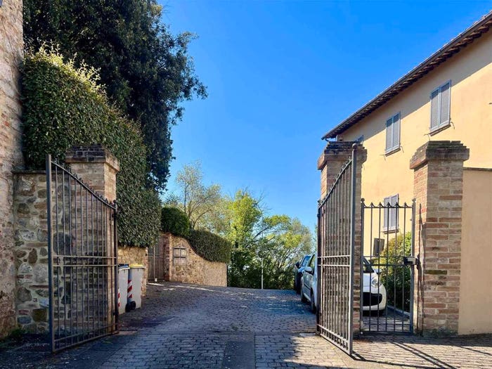 Appartamento quadrilocale in vendita in Strada di Ponte d'Oddi, Montegrillo, Perugia