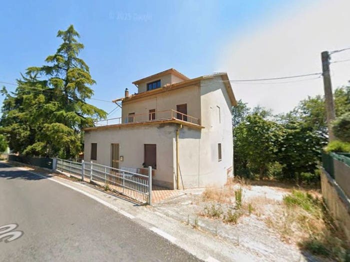 Appartamento con 5 locali in vendita in Strada Provinciale di Montemurello, Fornace, Belvedere Ostrense
