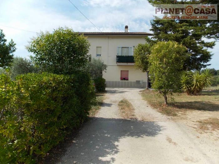Casa con 6 locali in vendita in Contrada Lava, Centro, Offida