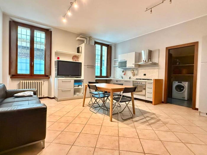 Appartamento trilocale in vendita in Via Giuseppe Finzi, Centro, Mantova