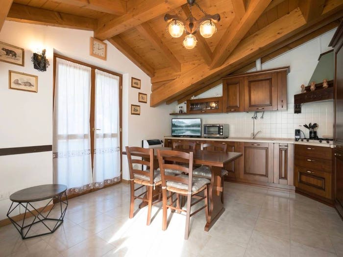 Appartamento trilocale in vendita in Via del Parco, Lepreno, Serina