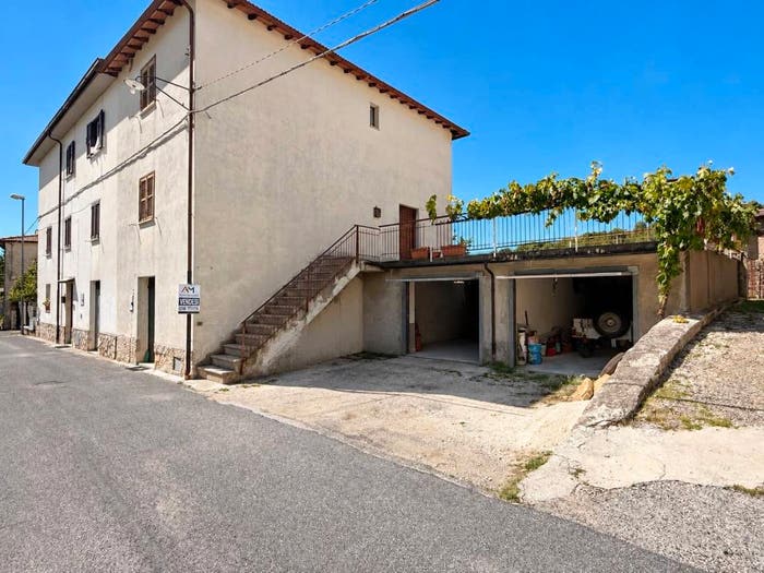 Casa con 5 locali in vendita in Via Santa Croce, Santa Croce, Cantalice