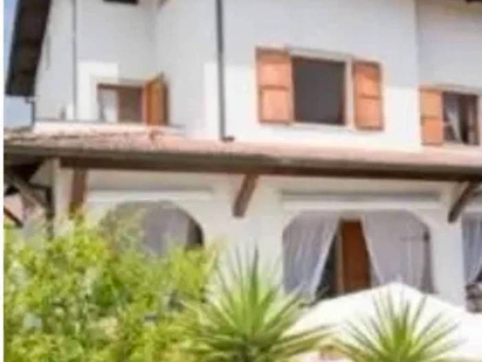 Casa con 6 locali in vendita in Viale Marina, Debbia Cervaiolo, Montignoso