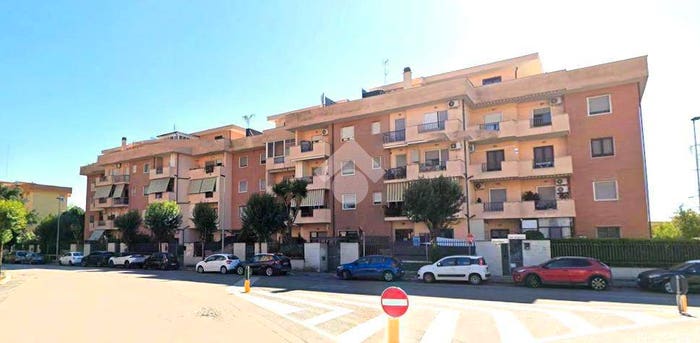 Appartamento con 5 locali in vendita in Via Giustiniano, Centro, Aprilia
