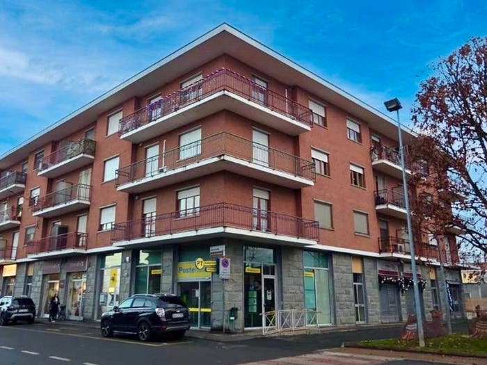 Appartamento quadrilocale in vendita in Via Beccaria, Centro, None
