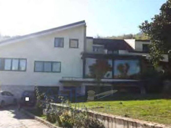 Casa in vendita in via Principe di Tarsia, San Leucio Briano, Caserta