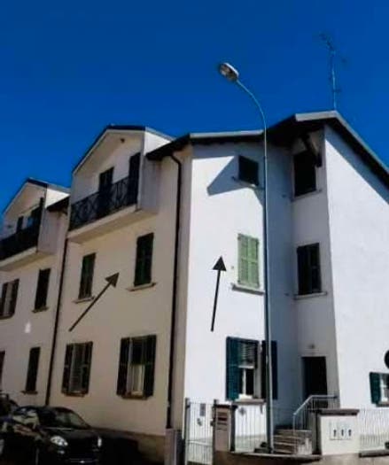 Appartamento trilocale in vendita in via XXV Aprile, Centro, Vedano Olona