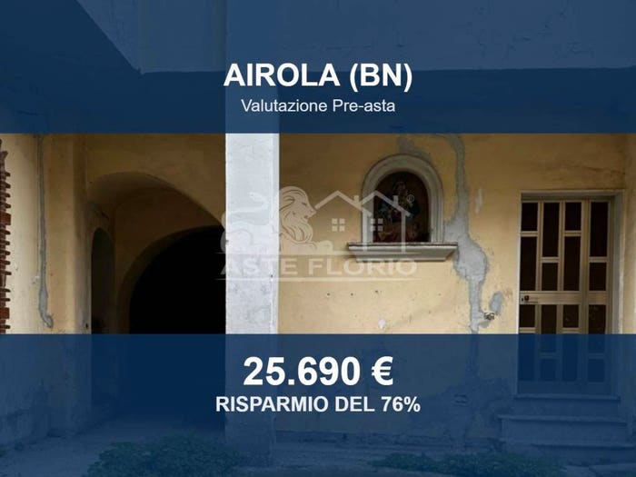Casa con 6 locali in vendita in Via Giuseppe Verli, Airola