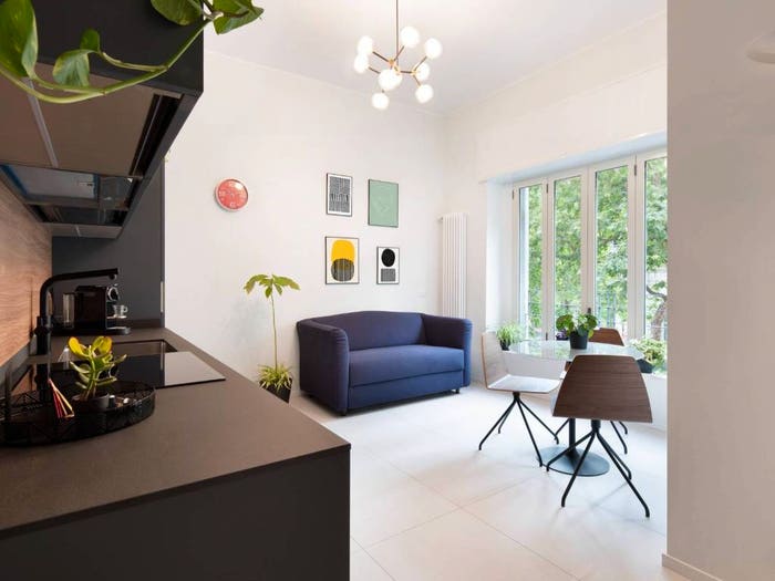 Appartamento bilocale in vendita in Via Ferrante Aporti, Centrale, Milano