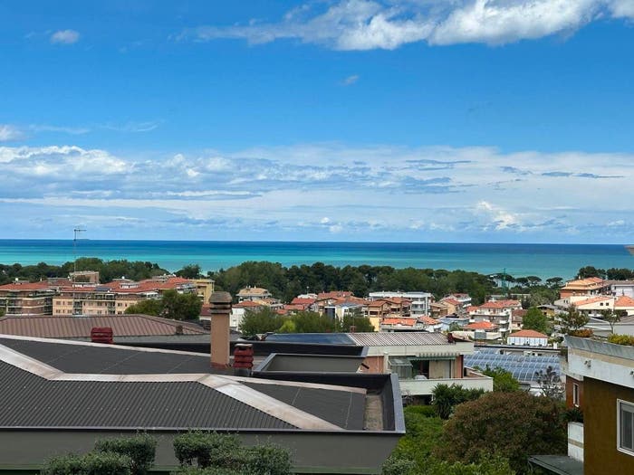 Casa con 6 locali in vendita in Via Strada Fonte Borea, Colle del Telegrafo Colle Scorrano, Pescara