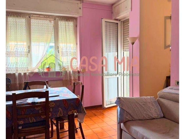 Appartamento trilocale in vendita in Via curiel, San Nicolò, Rottofreno