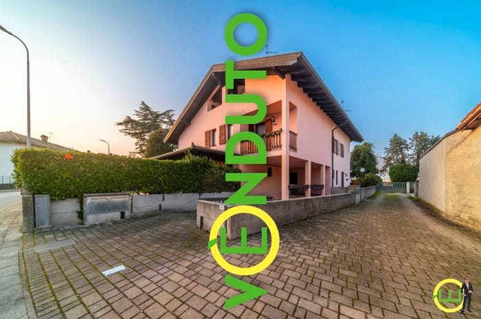 Casa quadrilocale in vendita in Lovaria, Pradamano