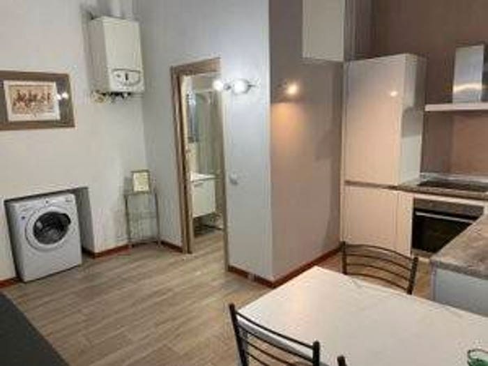 Appartamento bilocale in vendita in Via San Bartolomeo, Via Taverna Ospedale, Piacenza