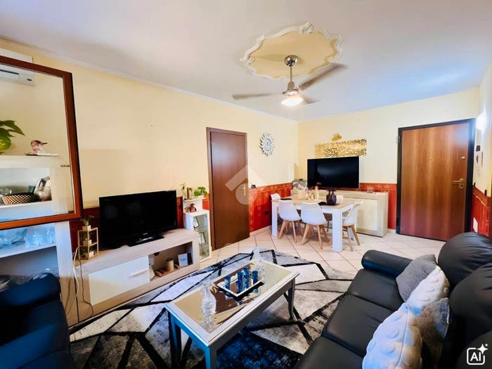 Appartamento con 5 locali in vendita in Viale Marche, Lunetta Frassino, Mantova