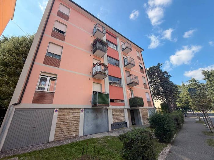 Appartamento trilocale in vendita in Via Giacomo Puccini, Longuelo, Bergamo