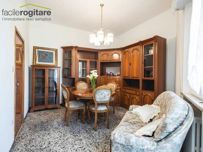 Appartamento con 6 locali in vendita in via Lombardia, Cattolica