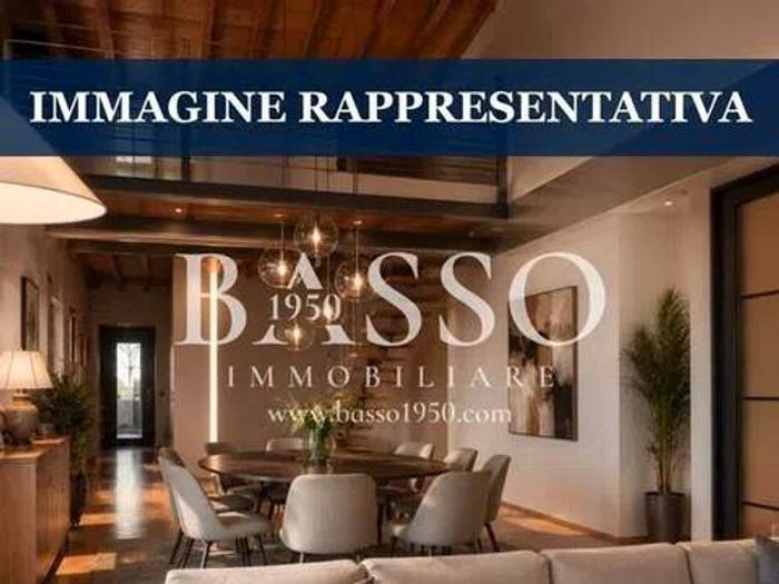 Appartamento con 5 locali in vendita in Via Cavour, Centro, Conegliano