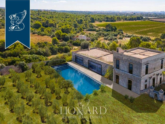Casa con 6 locali in vendita in Massafra