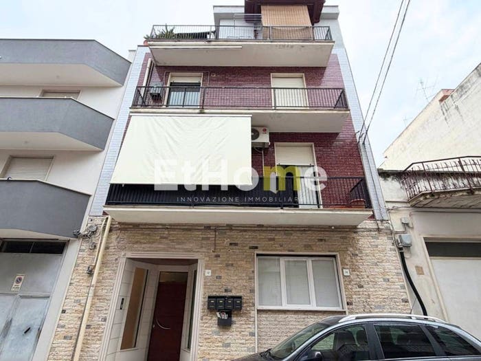 Appartamento con 5 locali in vendita in Via Stoccolma, Pineta Maraldo, Andria