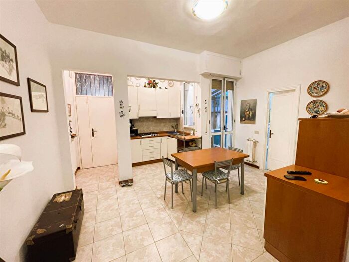 Appartamento quadrilocale in vendita in Via Antonio Fratti, Marco Polo Don Bosco, Viareggio