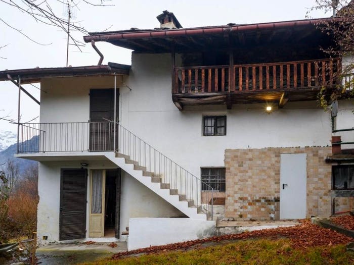 Casa trilocale in vendita in Centro, Cantoira