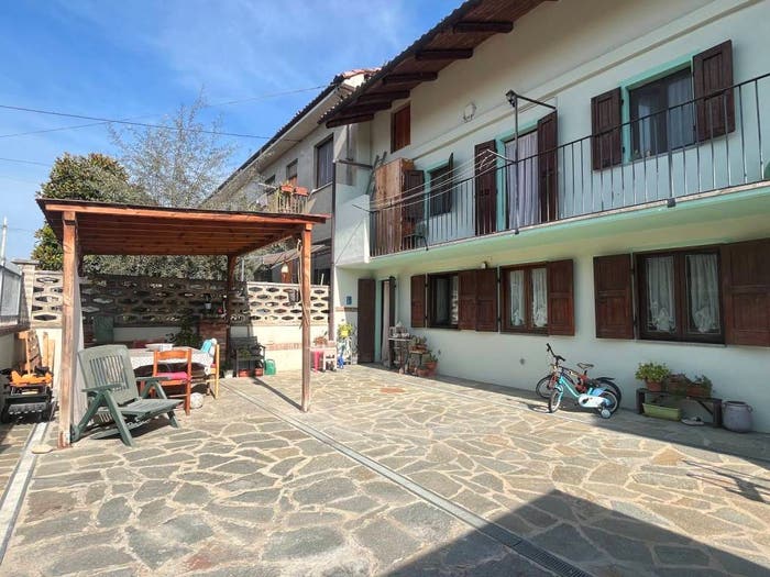 Casa con 6 locali in vendita in Via Fingano, Canove, Govone