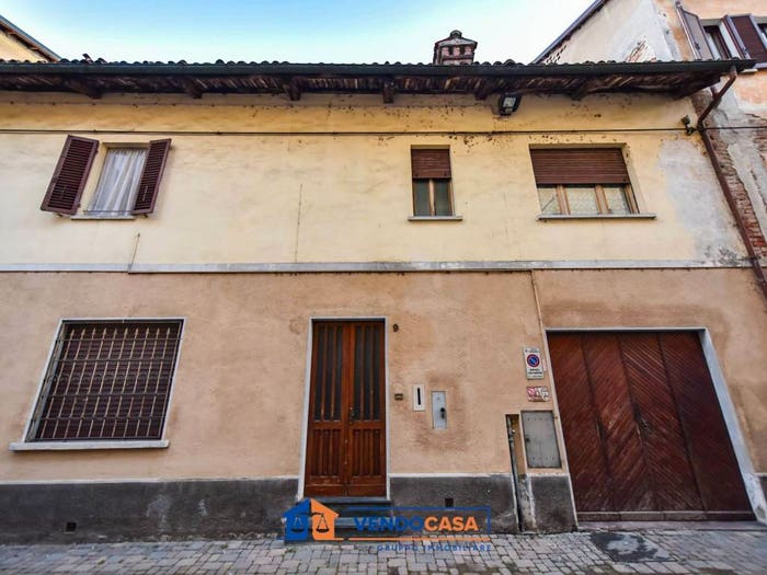 Casa con 5 locali in vendita in Via delle Cherche, Centro, Carmagnola