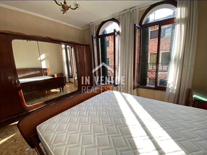 Appartamento quadrilocale in vendita in Santa Croce, Venezia