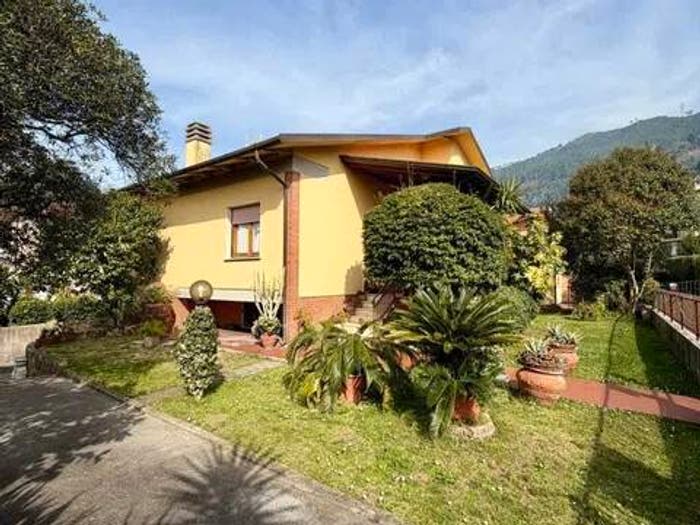 Casa monolocale in vendita in Ripa Pozzi Querceta Ponterosso, Seravezza