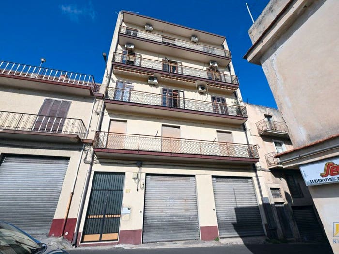 Appartamento quadrilocale in vendita in Via Fontana, Modica Alta, Modica