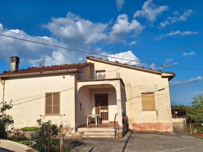 Casa con 5 locali in vendita in Via Pozzo Petrocco, San Giovanni Incarico