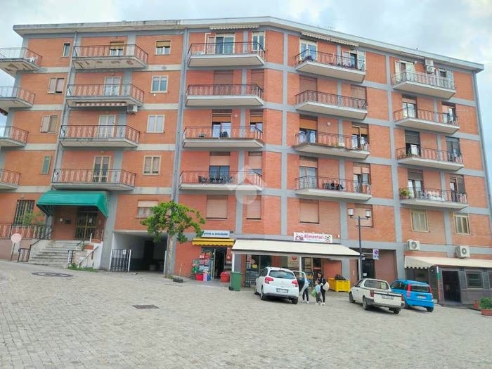 Appartamento trilocale in vendita in Via Dell'Olio, Montefalcione