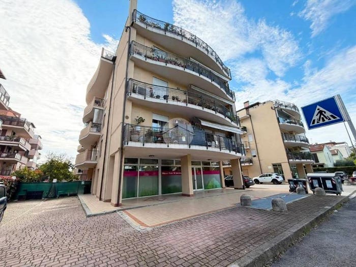 Appartamento bilocale in vendita in Via Carlo Levi, Poggi, Ravenna