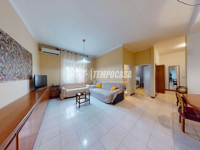 Appartamento trilocale in vendita in Via Gaetano Salvemini, Comasina, Milano