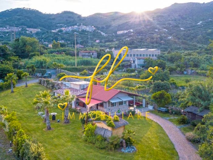 Casa con 6 locali in vendita in Località Vigneria, Rio
